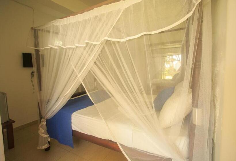 Camera Superiore Vista Mare, Tharanga Surfing Villa