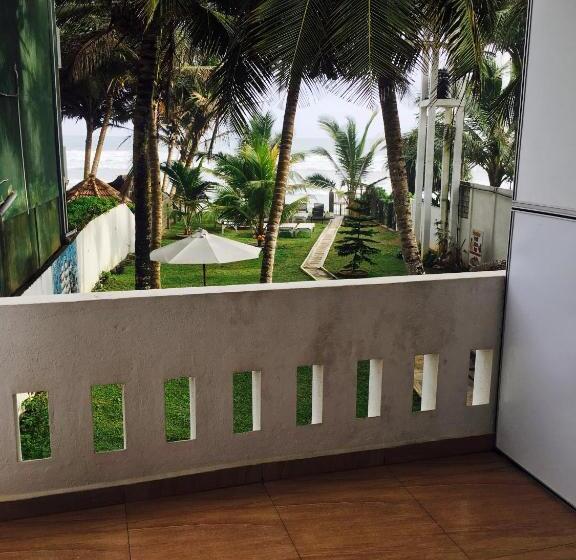 Camera Standard Vista Mare con Balcone, Tharanga Surfing Villa