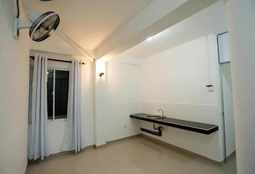 景色の見えるスタンダード４人部屋, Tharanga Surfing Villa