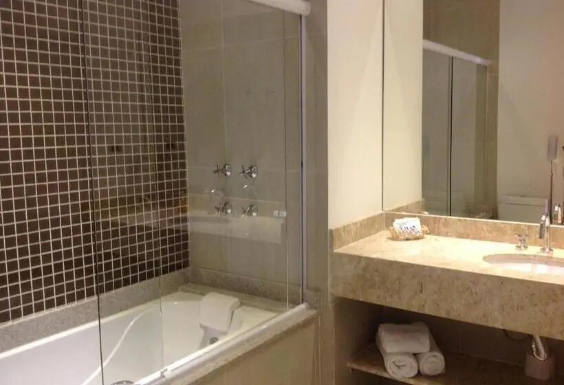 バルコニー付きデラックスルーム, Otho Hotel Convention & Spa