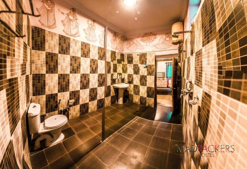 Camera Superiore Letto King, Madpackers Pushkar