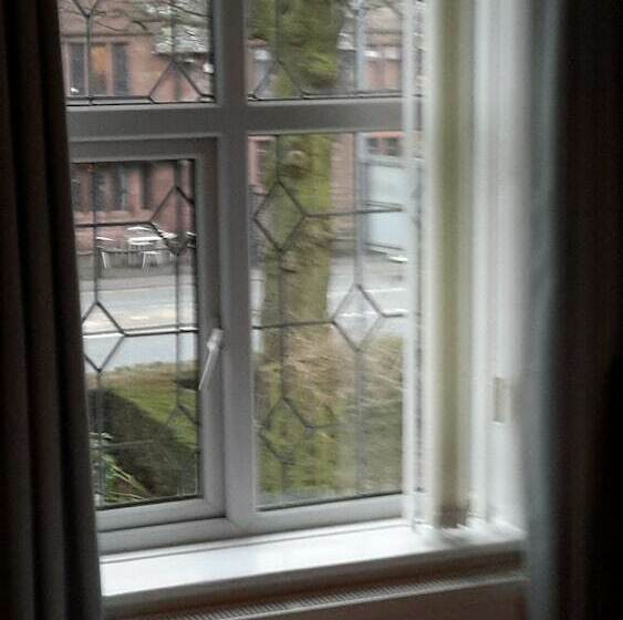 חדר סטנדרט, The School House