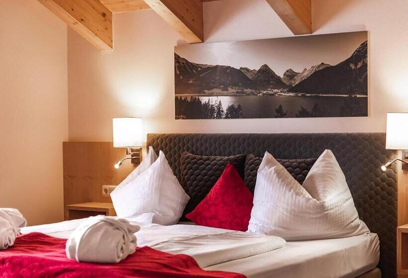 标准房带园景, Auszeit