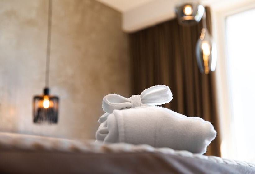 标准间带阳台, Auszeit