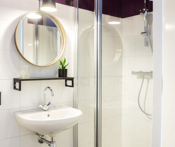 اتاق استاندارد, Little Duke