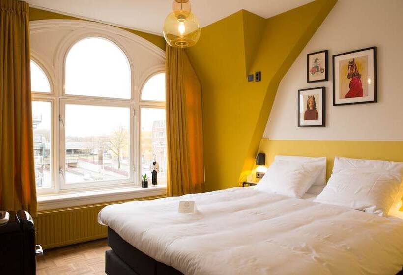 اتاق لوکس, Little Duke