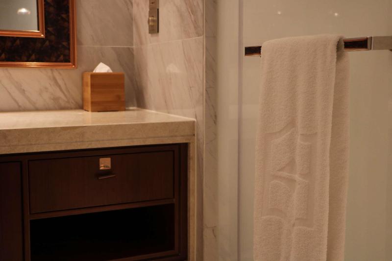 חדר דחוקס עם מיטת קינג, Shangri La Yiwu   Close To Yiwu International Trade Market