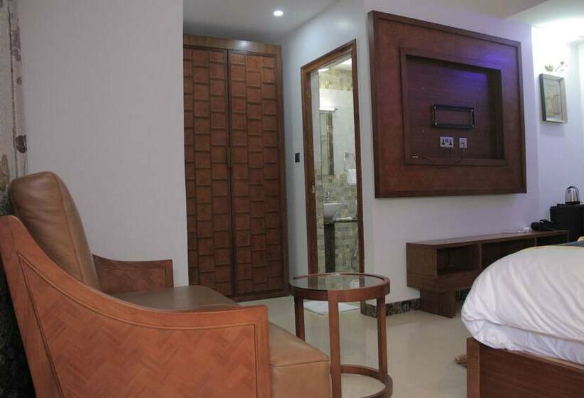 اتاق لوکس, Zimbo Golden