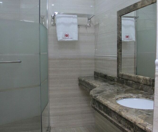 اتاق لوکس, Zimbo Golden