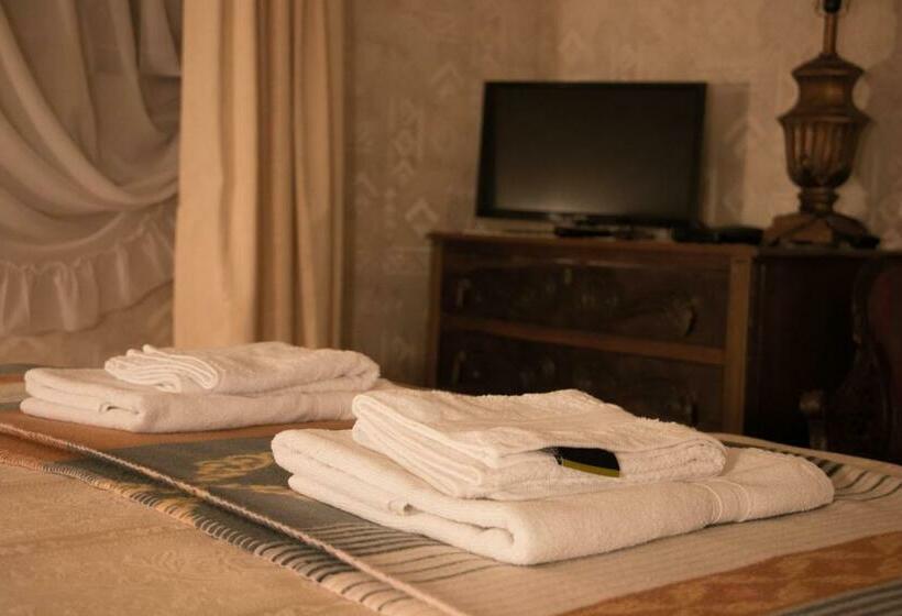 Номер Стандарт, Sandy Point B&b