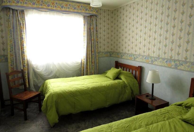标准间, Sandy Point B&b