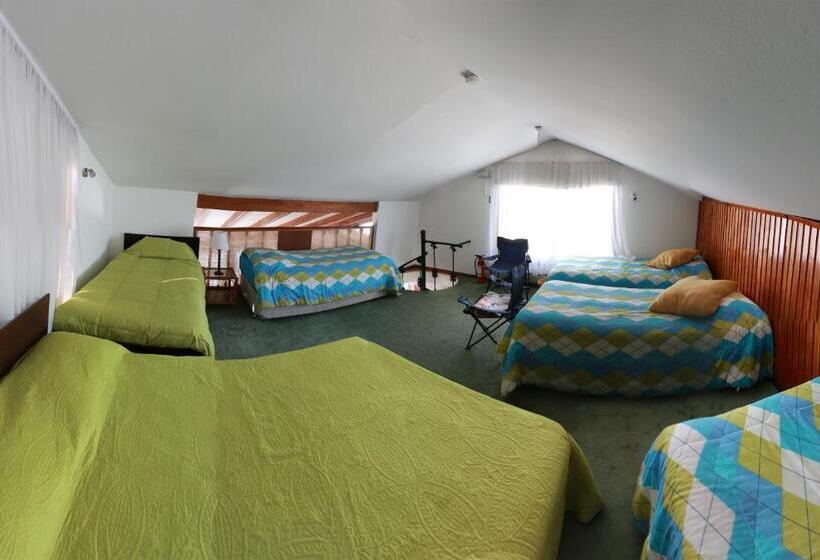 Семейный Номер Совместный Санузел, Sandy Point B&b