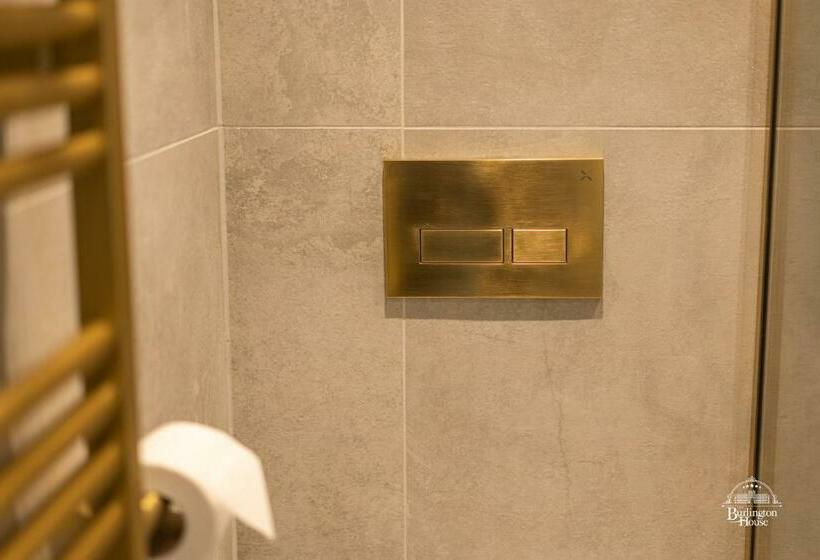 스탠다드 싱글 룸, Burlington House