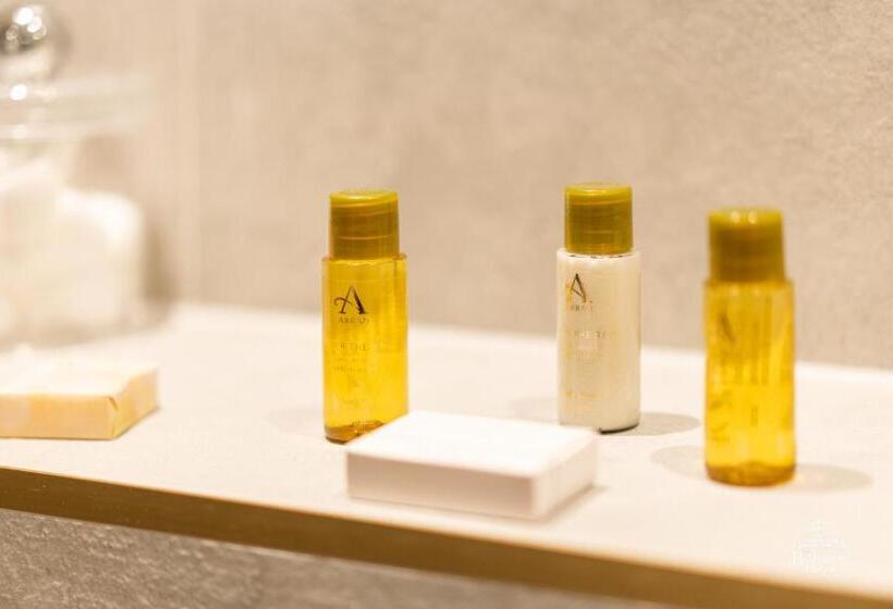 싱글 디럭스 룸, Burlington House