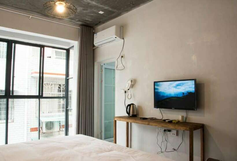 スタンダードルーム, Geographer Hostel