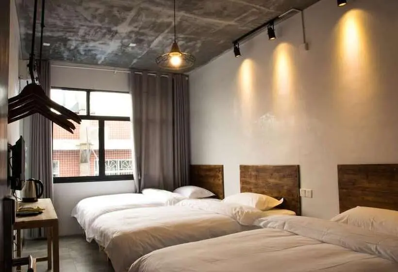Comfort Kolmen Hengen Huone, Geographer Hostel