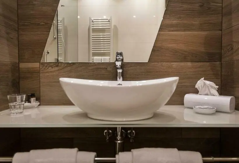 Standard-huone Järvinäkymä, Atilius Adults Only