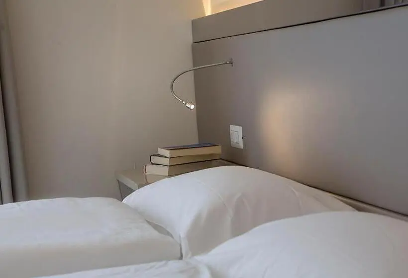 Standard-huone Järvinäkymä, Atilius Adults Only