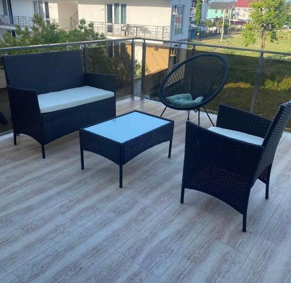 Standard Triple Room with Terrace, Crown
