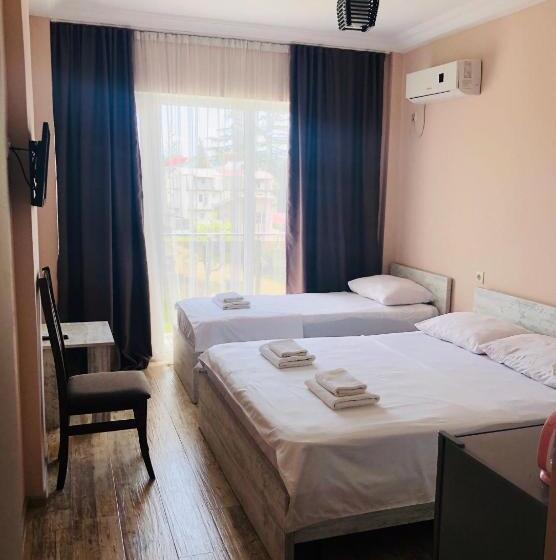 Standard Triple Room with Terrace, Crown