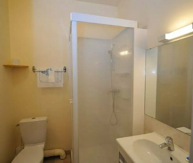 Standard-huone, Hôtel Les Bateliers