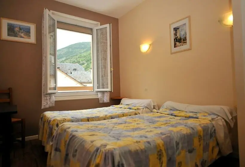 Standard-huone, Hôtel Les Bateliers