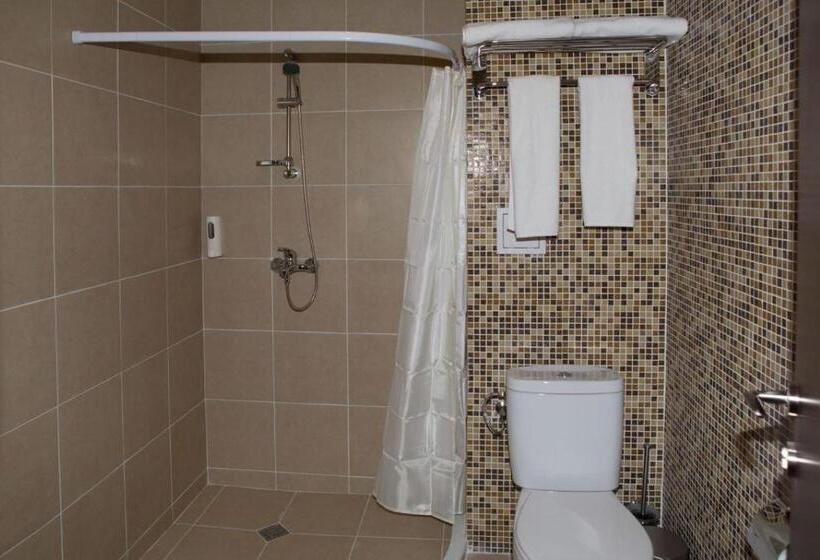 带1个卧室的带阳台的公寓, Motto