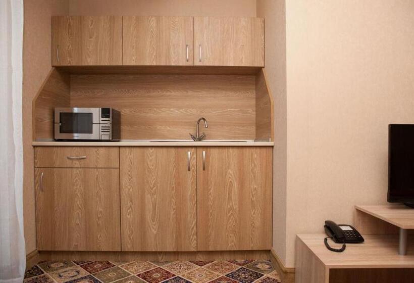 带1个卧室的带阳台的公寓, Motto