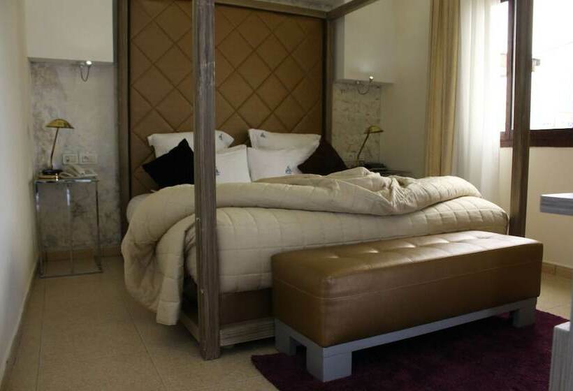 Suite, Particular Destiny Suites
