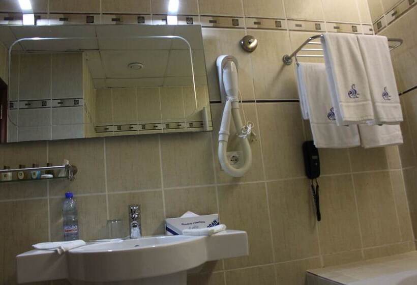 Junior Suite, Particular Destiny Suites