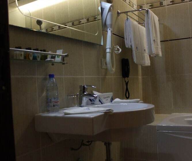 Junior Suite, Particular Destiny Suites