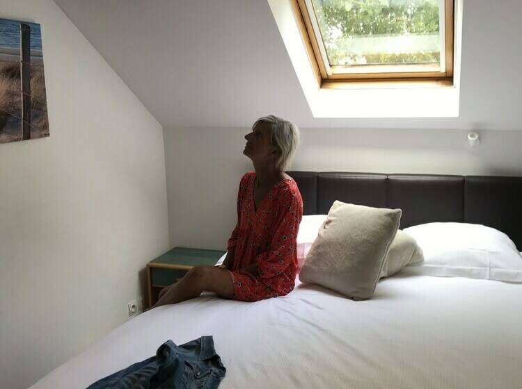 标准间, Chez Mireille Reingam Park