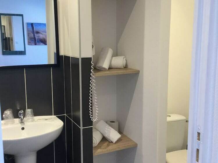 标准间, Chez Mireille Reingam Park