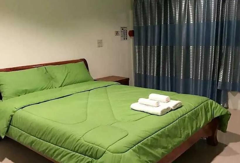 اتاق استاندارد با تخت دو نفره بزرگ, Piarnsri Resort