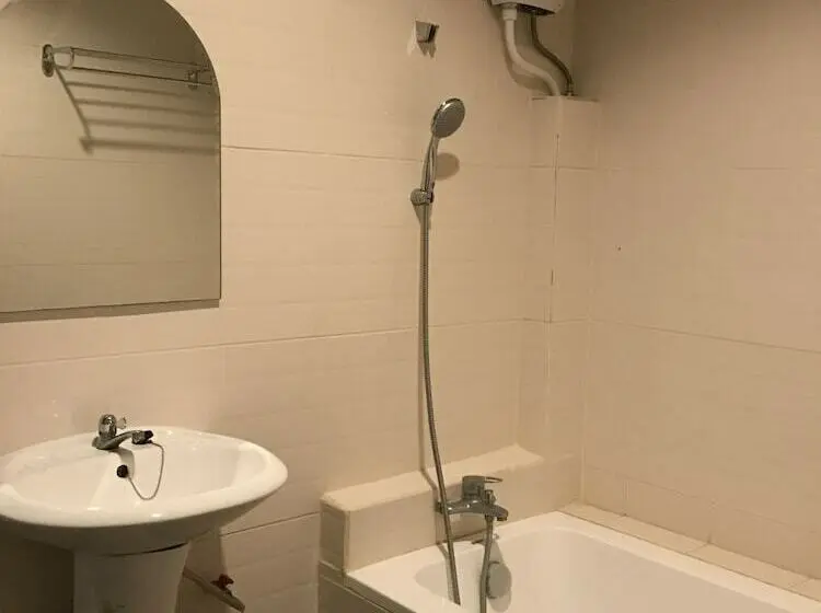 اتاق استاندارد با تخت دو نفره بزرگ, Piarnsri Resort