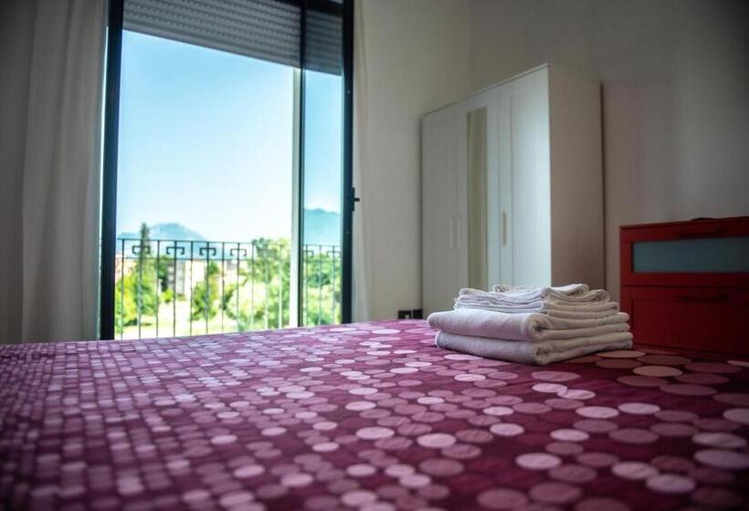 شقة غرفتين, B&b Boteroom