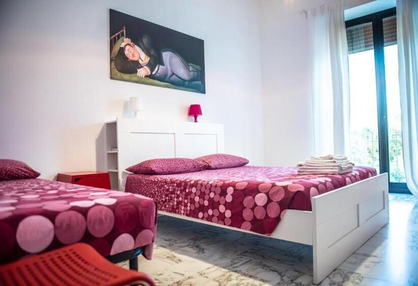 شقة غرفتين, B&b Boteroom