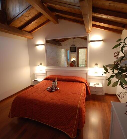 Pokój Standard, Casanova Fourrooms