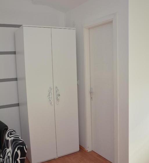 اتاق استاندارد, Prenociste Bojan 017