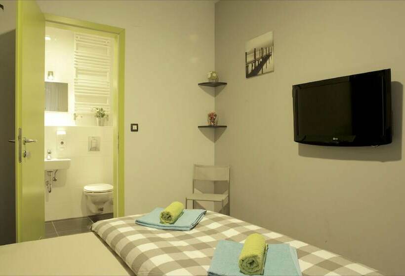 标准间, Chic Hostel