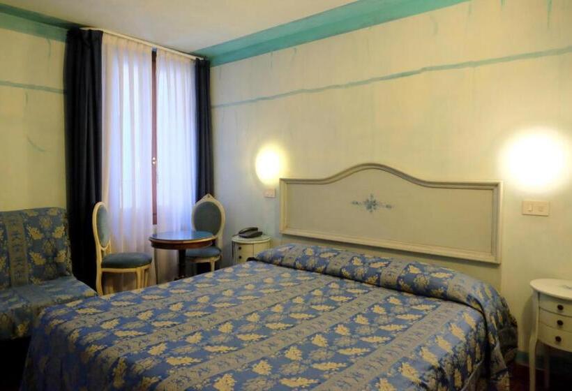 اتاق خانوادگی, Ai Do Mori