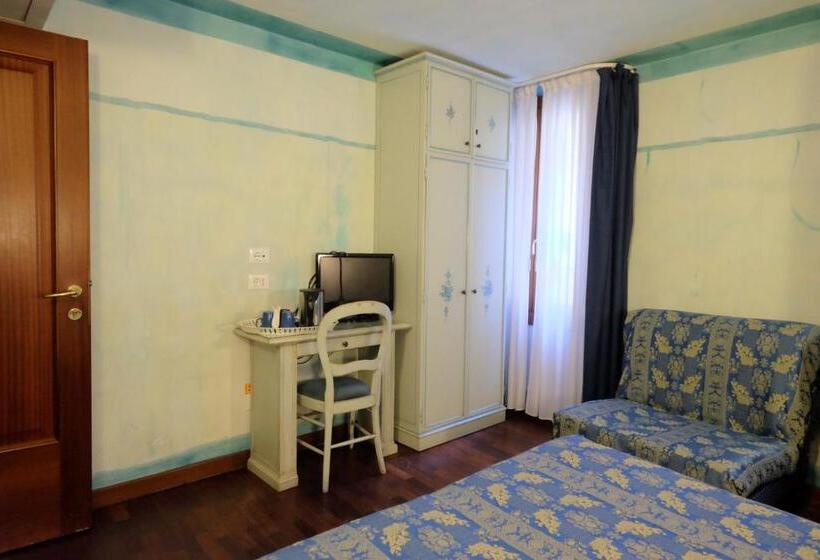 اتاق خانوادگی, Ai Do Mori