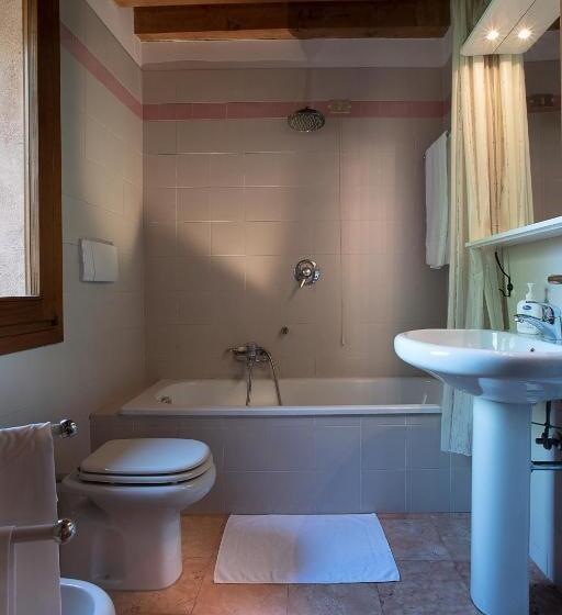 침실 1개 아파트, Al Castello