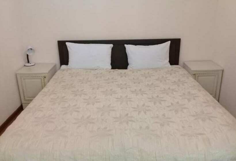 اتاق سوپریور, Bashnya