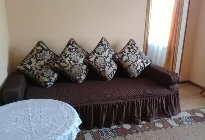 اتاق سوپریور, Bashnya