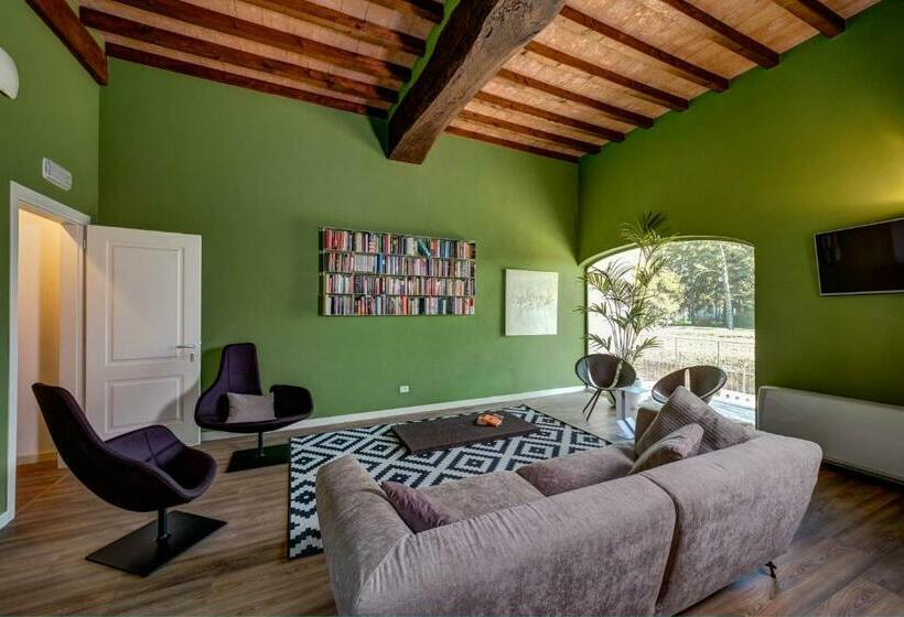 חדר סטנדרט לשלושה, Cortaccia Sanvitale