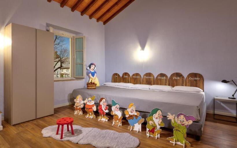 חדר סטנדרט לארבעה, Cortaccia Sanvitale