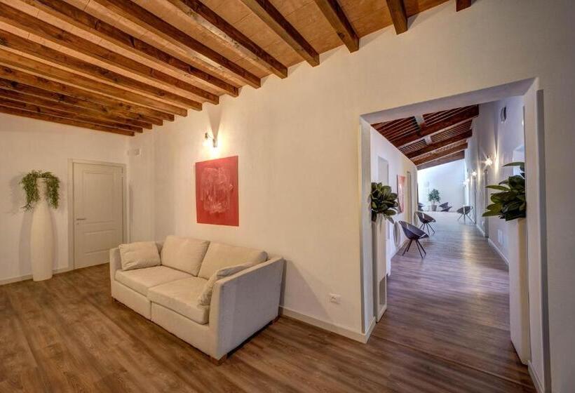 חדר סטנדרט, Cortaccia Sanvitale