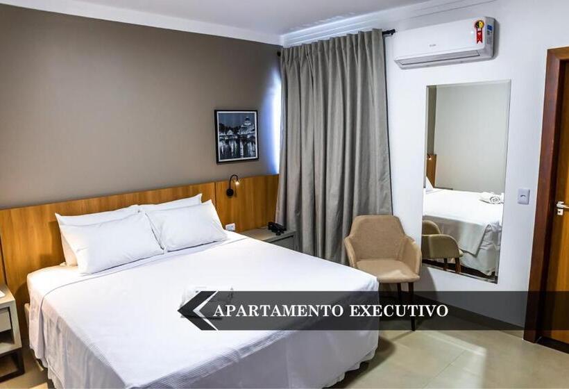 סוויטה אקזקיוטיב, Ellus