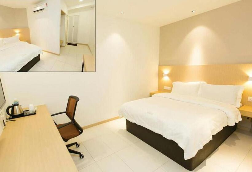 חדר סופריור, Extreme Boutique